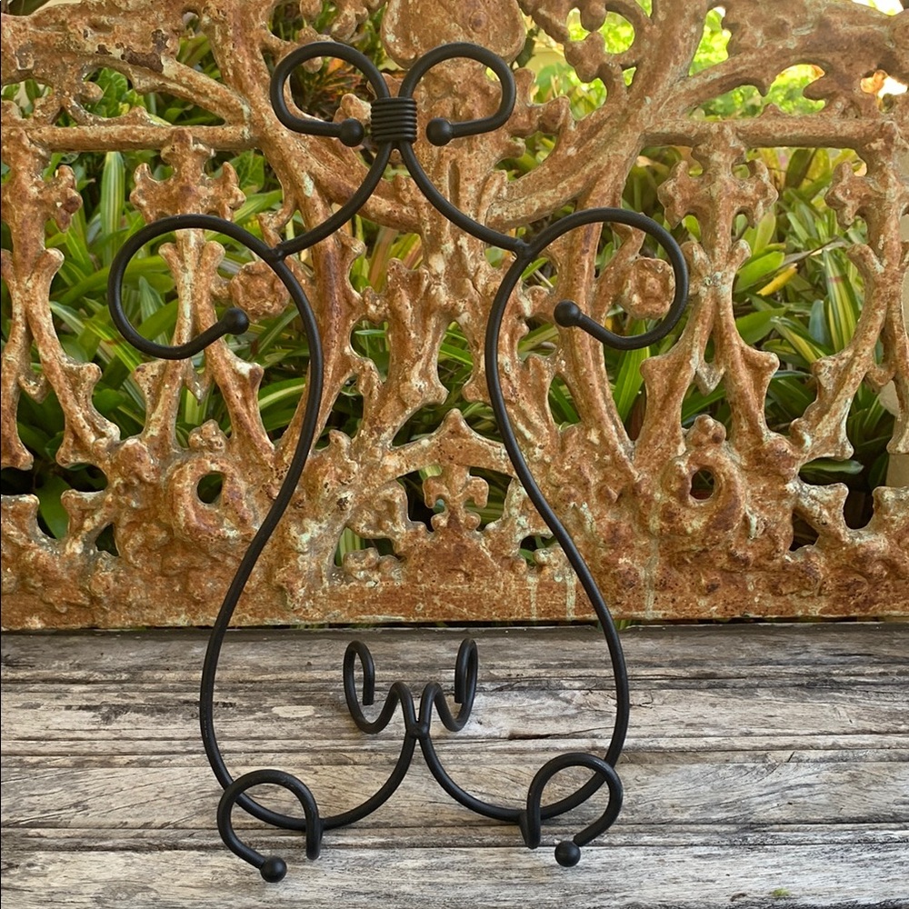 Elegant Black Wrought Iron Cookbook / Recipe /Tile/Book Holder
